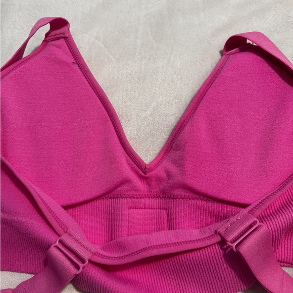 Juicy Couture Pink Sports Bra NWOT - Picture 10 of 10